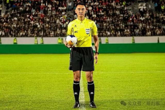 开云-杜健鑫等3位中国裁判顶替西亚裁判组，执法亚挑联赛事