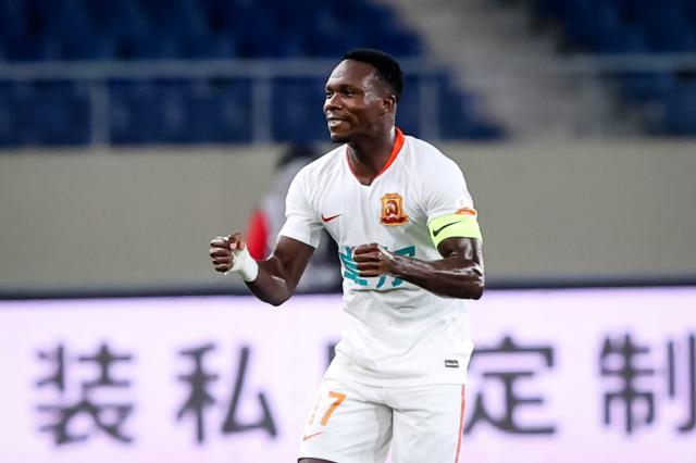 开云体育-【中超】林良铭埃弗拉建功 武汉1比1大连人仍不胜